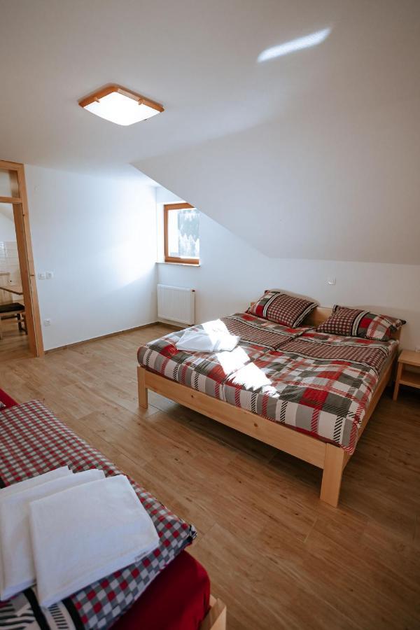 Apartments Cenda 젤레즈니키 외부 사진